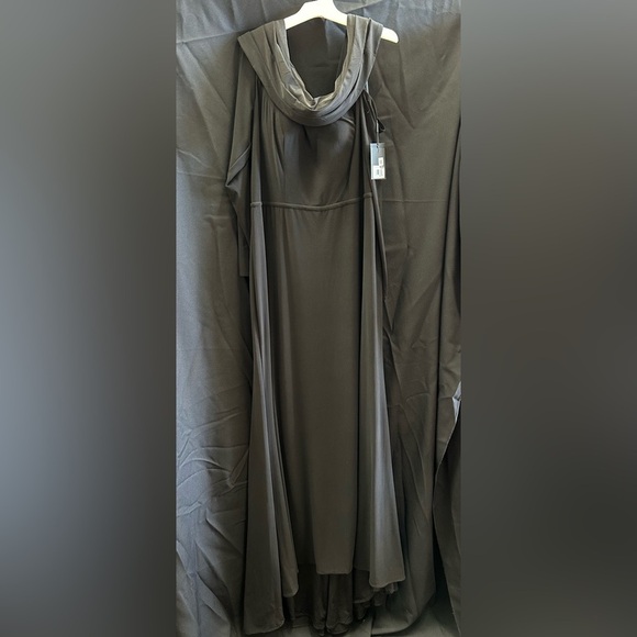 Mac Duggal 26595 NWT DROP SHOULDER LONG SLEEVE COLUMN GOWN - Picture 4 of 7